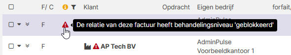 Facturatievoorbeeld met waarschuwingsicoon