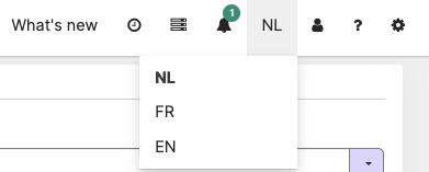 De taal van AdminPulse kiezen via de bovenste menubalk